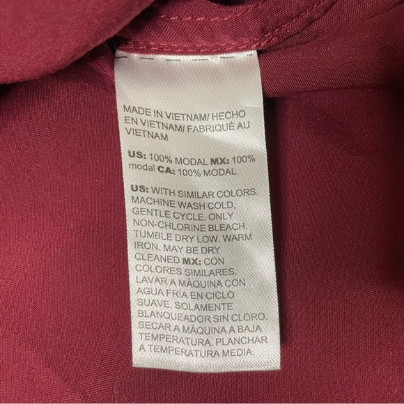 Chicos pocket front button down - Picture 4 of 7